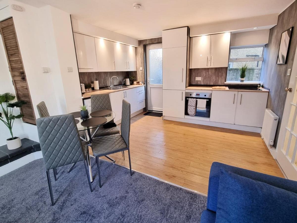 Cosy Apartment Nearby Train Station! Watford  Dış mekan fotoğraf