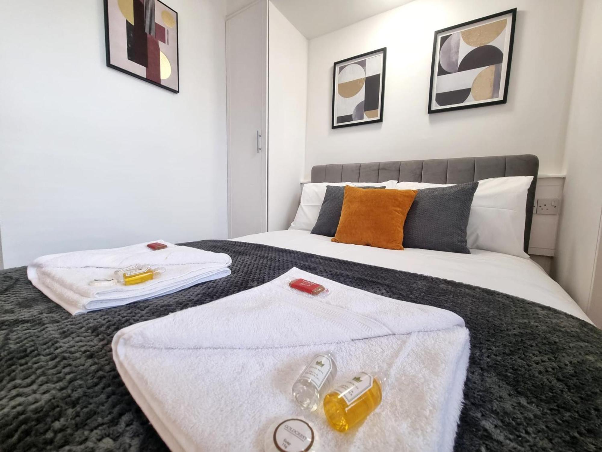 Cosy Apartment Nearby Train Station! Watford  Dış mekan fotoğraf